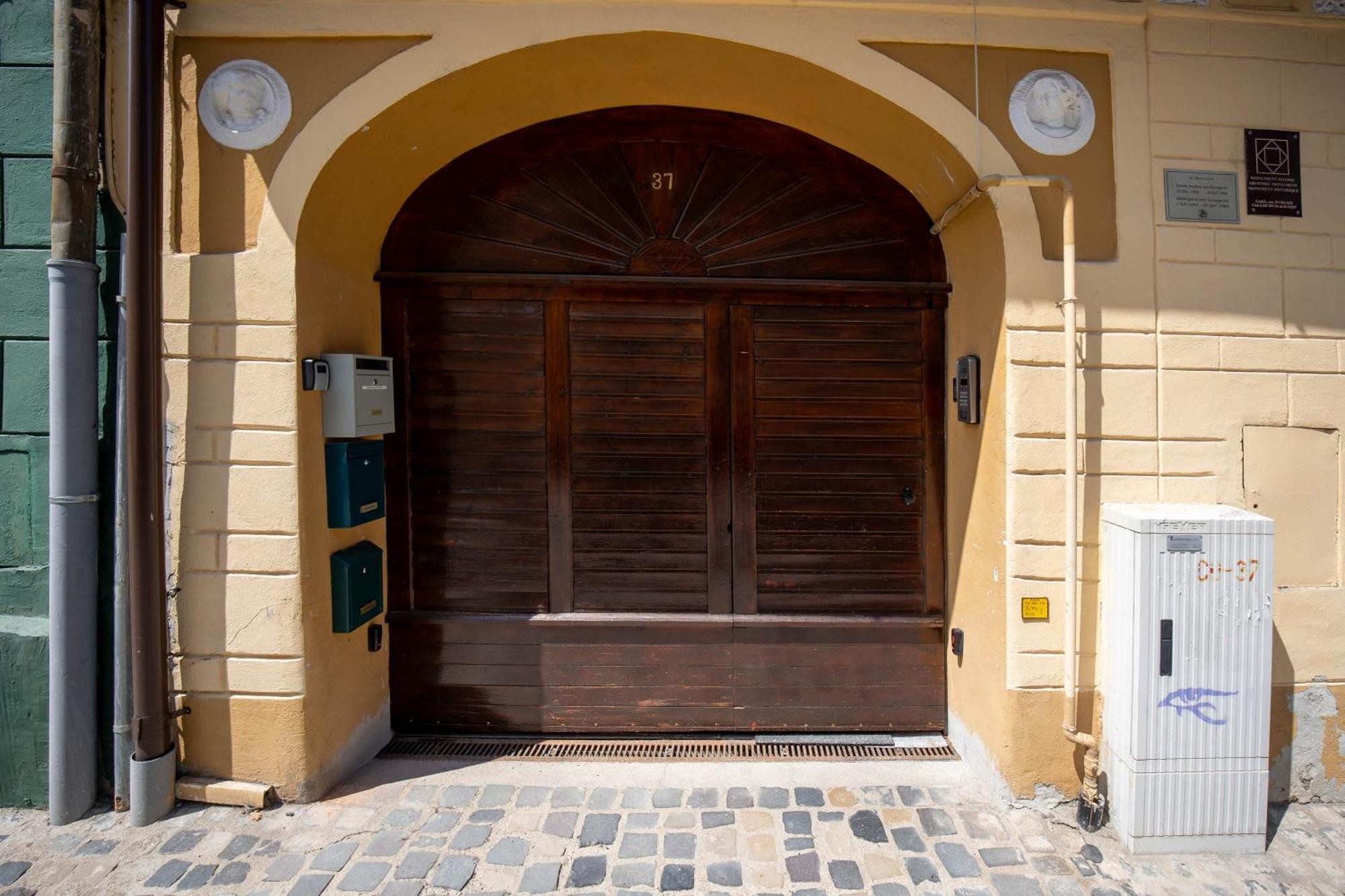 Apartment Max Brașov